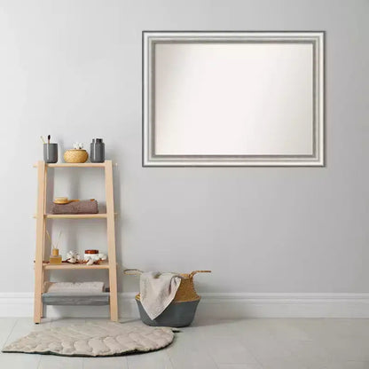 Specchio da parete per bagno da 43"x32" con cornice spazzolata argento, non smussato
