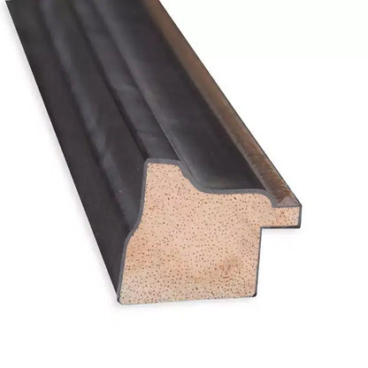 Specchio da parete Ashton nero in legno smussato 99x69 cm – Bordo interno dorato con perline