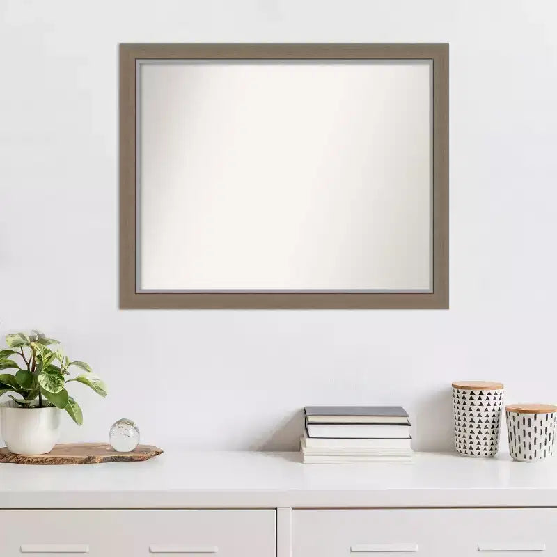 Specchio da parete stretto 31"x25" senza bordo smussato – Cornice grigio-marrone chiaro
