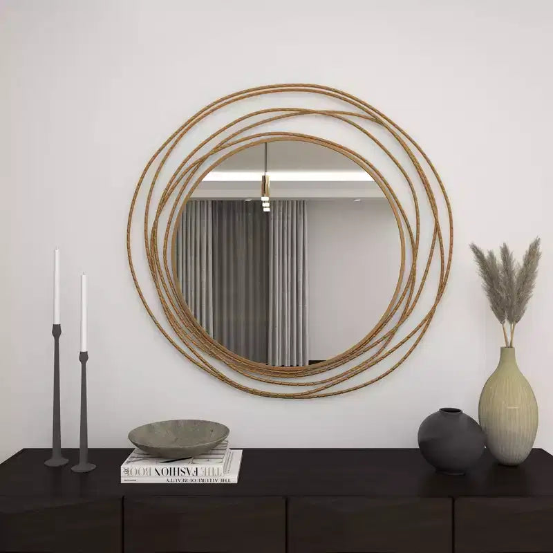 Specchio da Parete Rotondo in Metallo Dorato con Cornice ad Anelli Sovrapposti – 40"L x 38.38"A