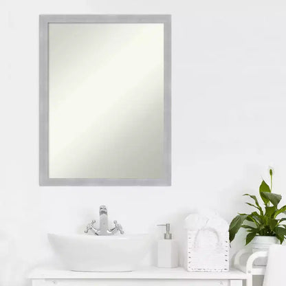 Specchio da parete per bagno stretto, non bisellato, in nichel spazzolato, 20"x26"