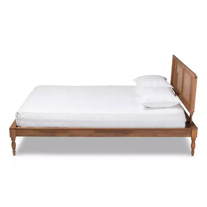 Letto a piattaforma in legno – Finitura noce frassino, Struttura letto moderna a profilo basso