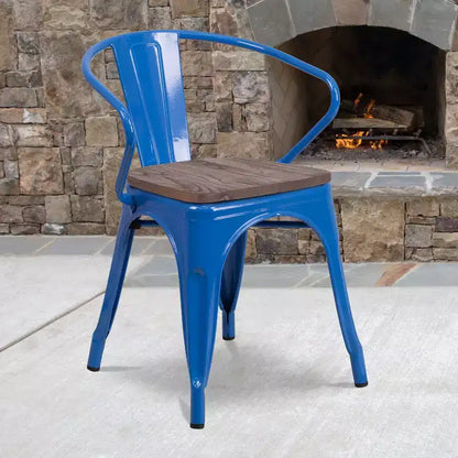 Sedia da pranzo in metallo con sedile e braccioli in legno – Stile industriale