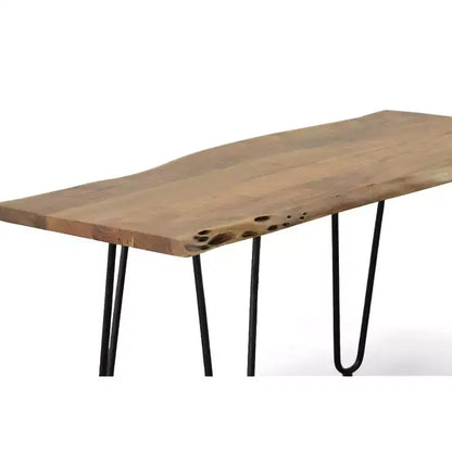 Tavolino e panca in legno massello con bordo naturale – Finitura naturale