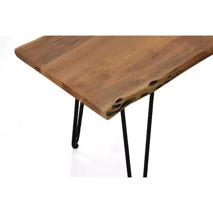 Tavolino e panca in legno massello con bordo naturale – Finitura naturale
