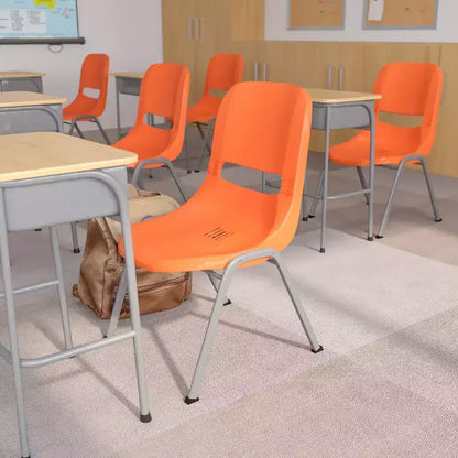 Sedia impilabile ergonomica con scocca e telaio in metallo, portata 400 kg