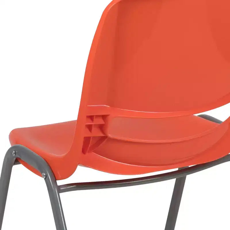 Sedia impilabile ergonomica con scocca e telaio in metallo, portata 400 kg