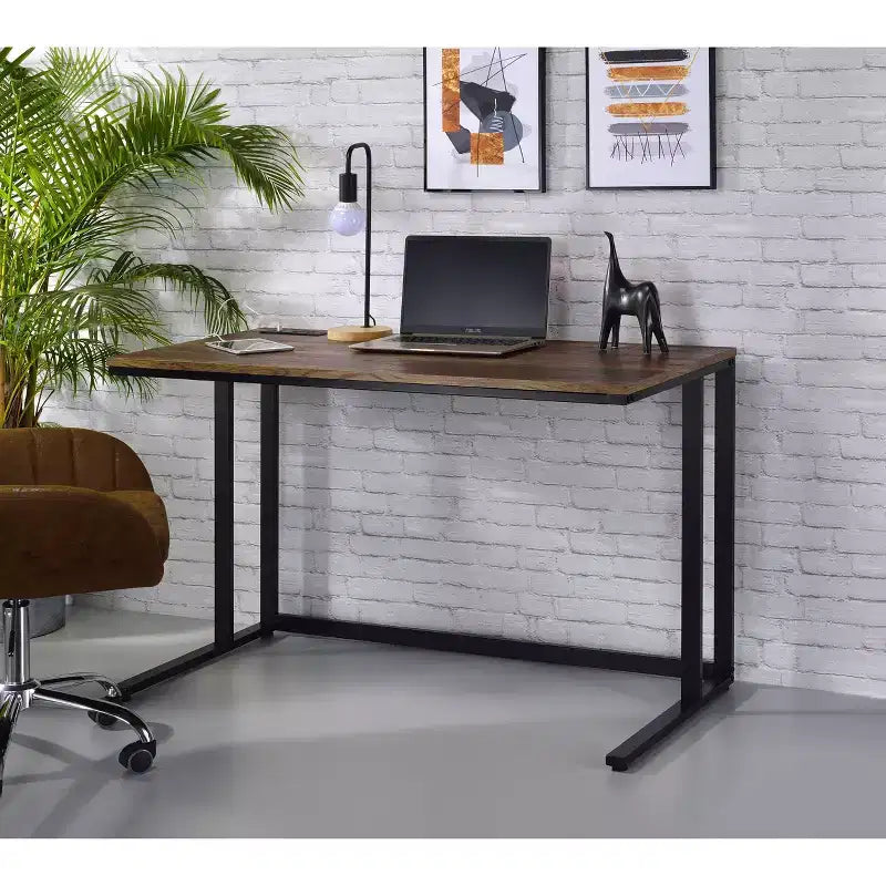Scrivania con porta USB integrata – Struttura in metallo, superficie in composito di legno