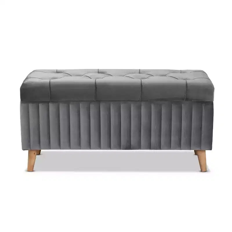 Pouf contenitore in legno rivestito in velluto con parte superiore capitonné
