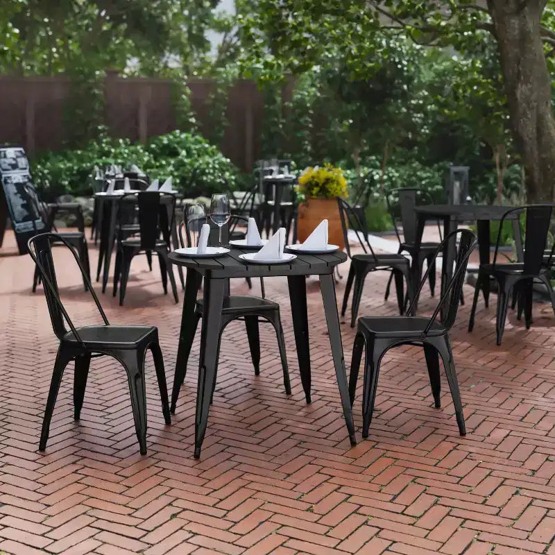 Tavolo da pranzo rotondo 30" per interni/esterni – Piano in resina, base in acciaio